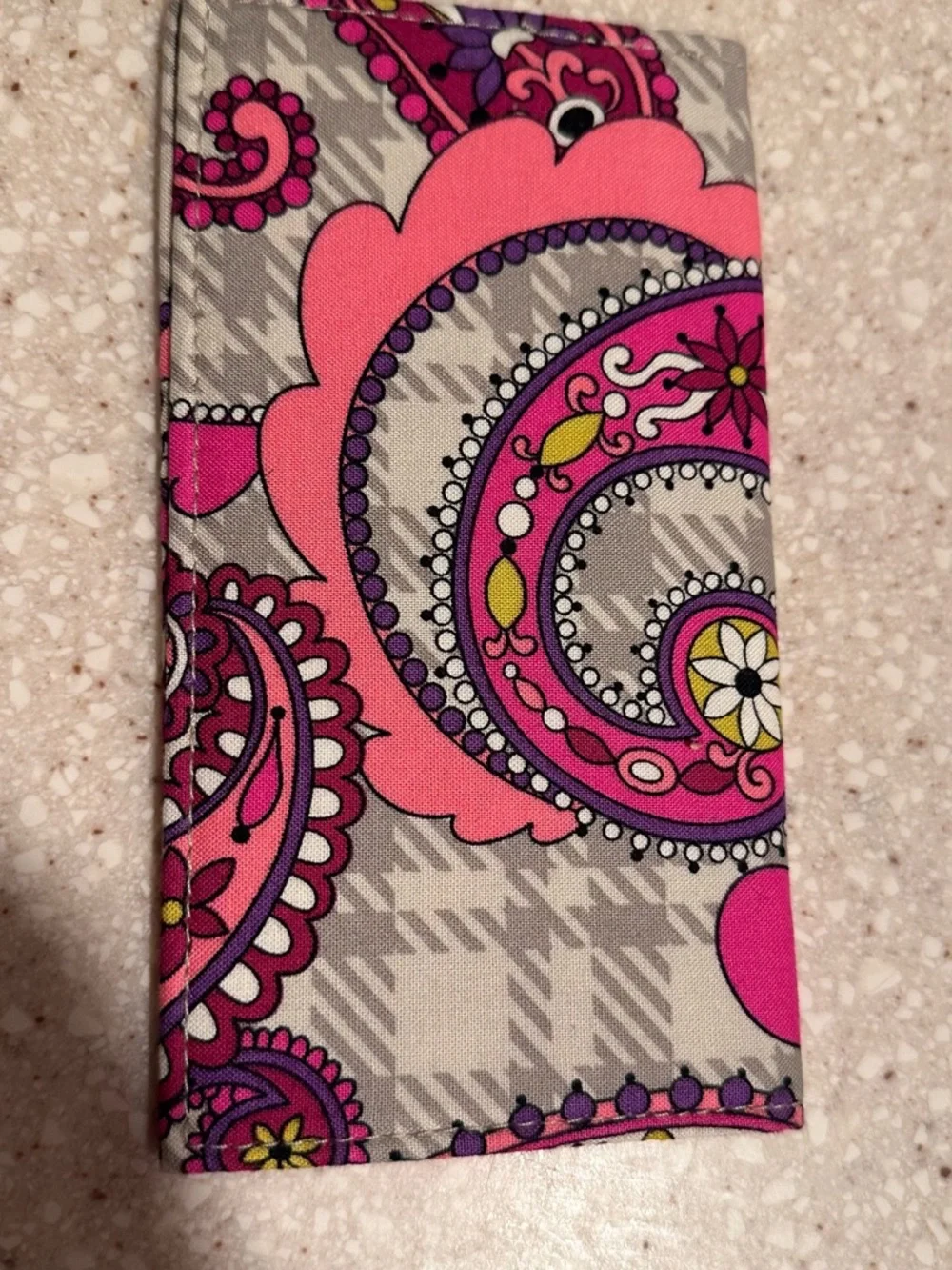 Vera Bradley "Paisley Meets Plaid" Checkbook Cover – Retired Pink & Gray Pattern - Picture 8 of 12